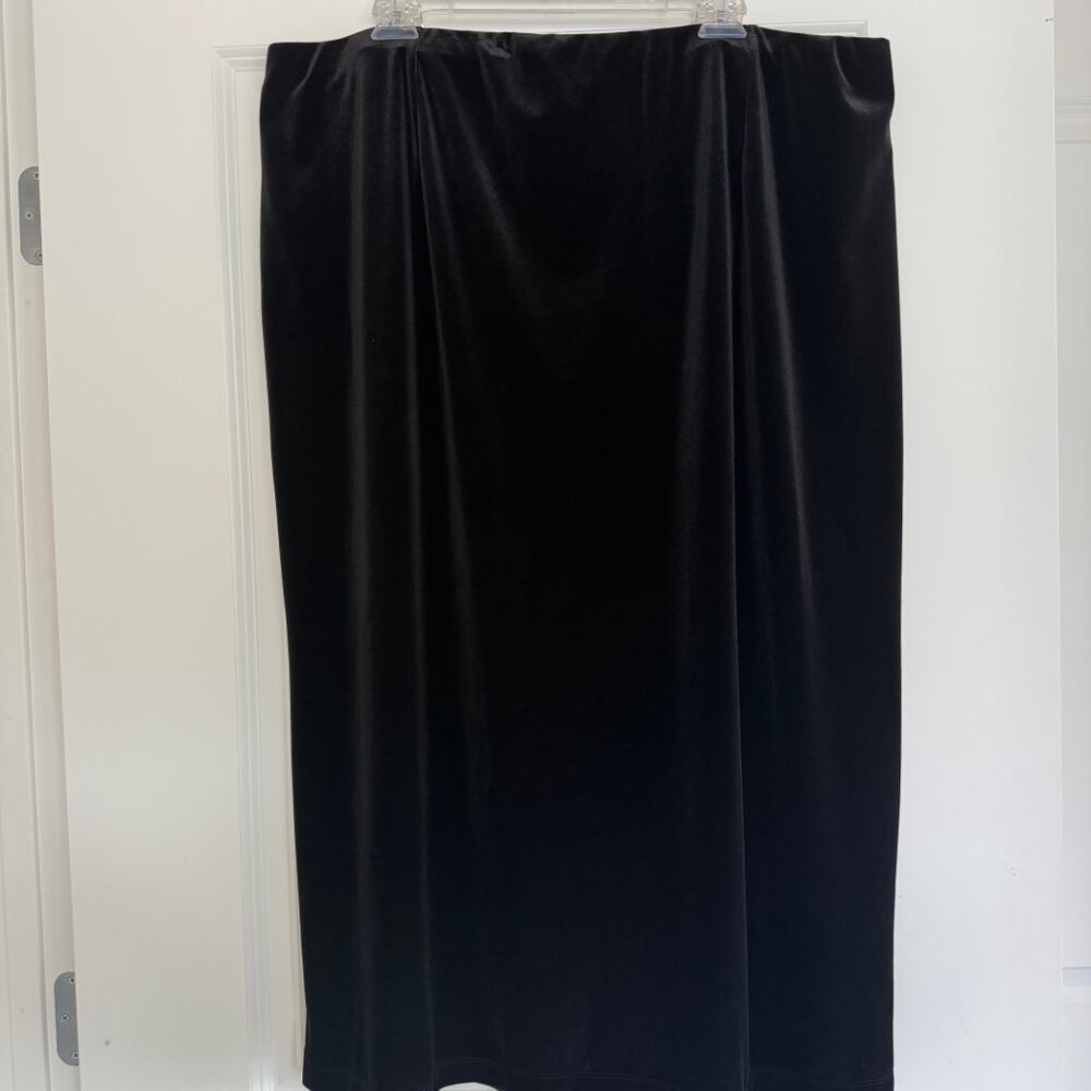 Picadilly Fashions Stretchy Black Velvet Skirt, Size 3X